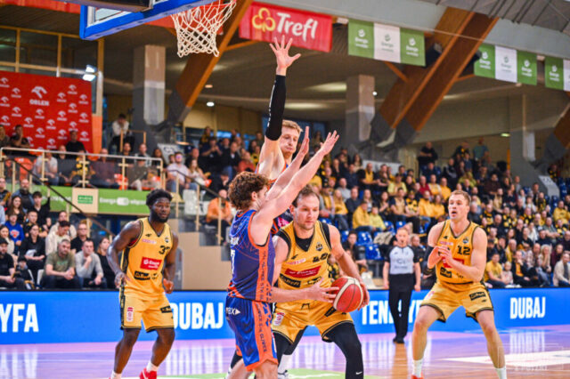 Orlen-Basket-Liga-2025-11-02-Trefl-Sopot-vs-GTK-Gliwice-zdjęcie-14