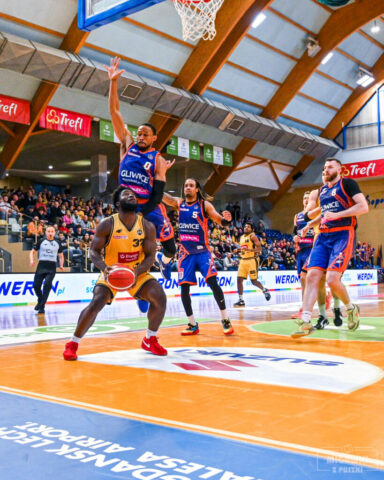 Orlen-Basket-Liga-2025-11-02-Trefl-Sopot-vs-GTK-Gliwice-zdjęcie-23