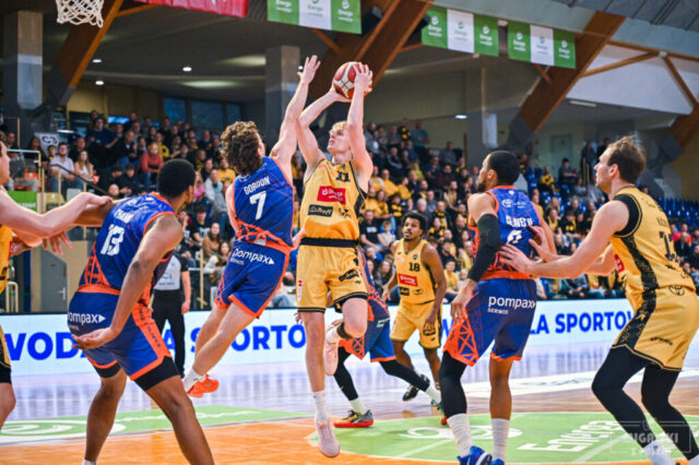 Orlen-Basket-Liga-2025-11-02-Trefl-Sopot-vs-GTK-Gliwice-zdjęcie-9