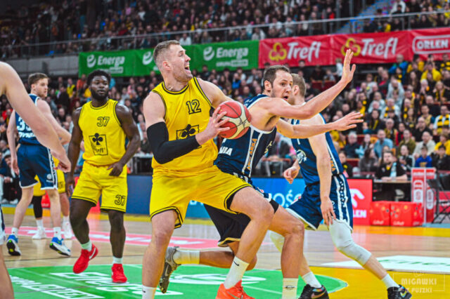 Orlen-Basket-Liga-2025-11-09-Trefl-Sopot-vs-Arka-Gdynia-zdjęcie-10