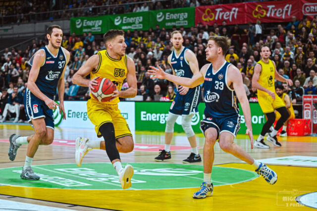Orlen-Basket-Liga-2025-11-09-Trefl-Sopot-vs-Arka-Gdynia-zdjęcie-11