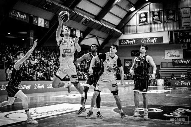 PGE-Basket-Liga-2026-10-02-Trefl-Sopot-vs-Dziki-Warszawa-zdjęcie-2